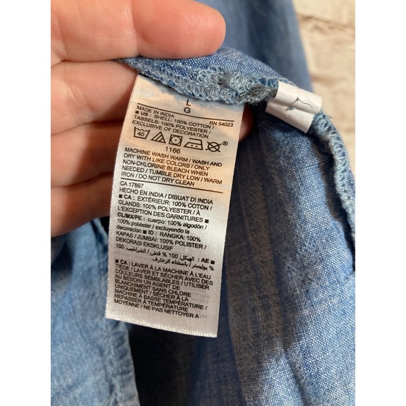 Old Navy Peasant Top Womens Large Chambray Blue Embroidered Boho Balloon Sleeve - Picture 12 of 13